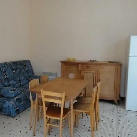 Les Bains 4 Apartamento *